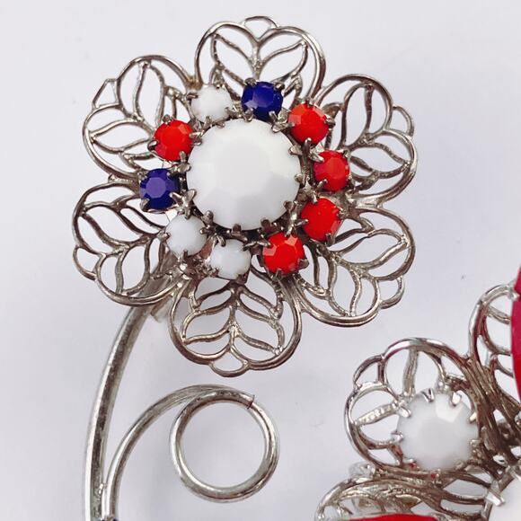 VTG Mid Century Brooch Red White Blue Glass Floral Lot Silver Tone 50s 60s Pin - Picture 3 of 11
